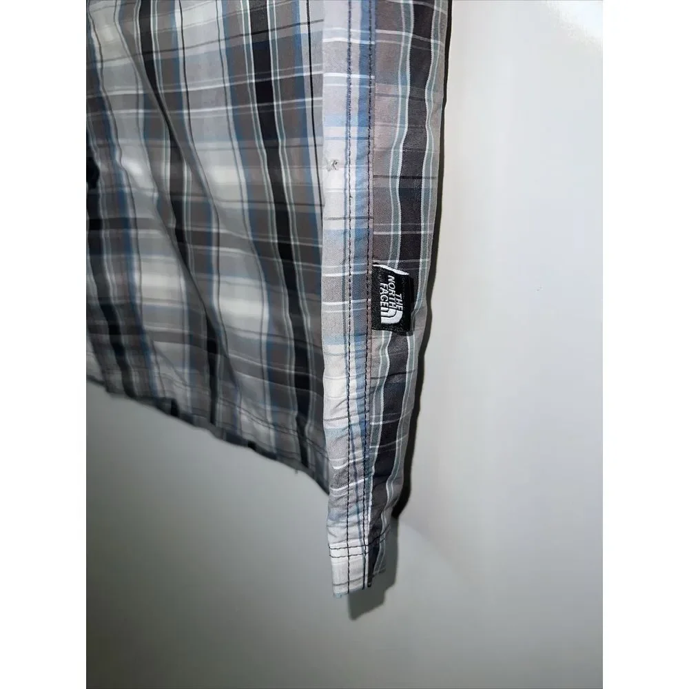 The North Face Shirt Pine Knot Woven Mens‎ Size  S Gray Blue Plaid Short Sleeve